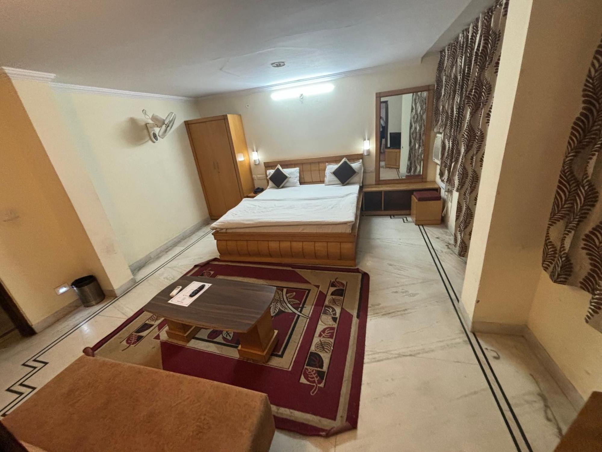Hotel Siddhi Vinayak Station Road Джайпур Екстериор снимка