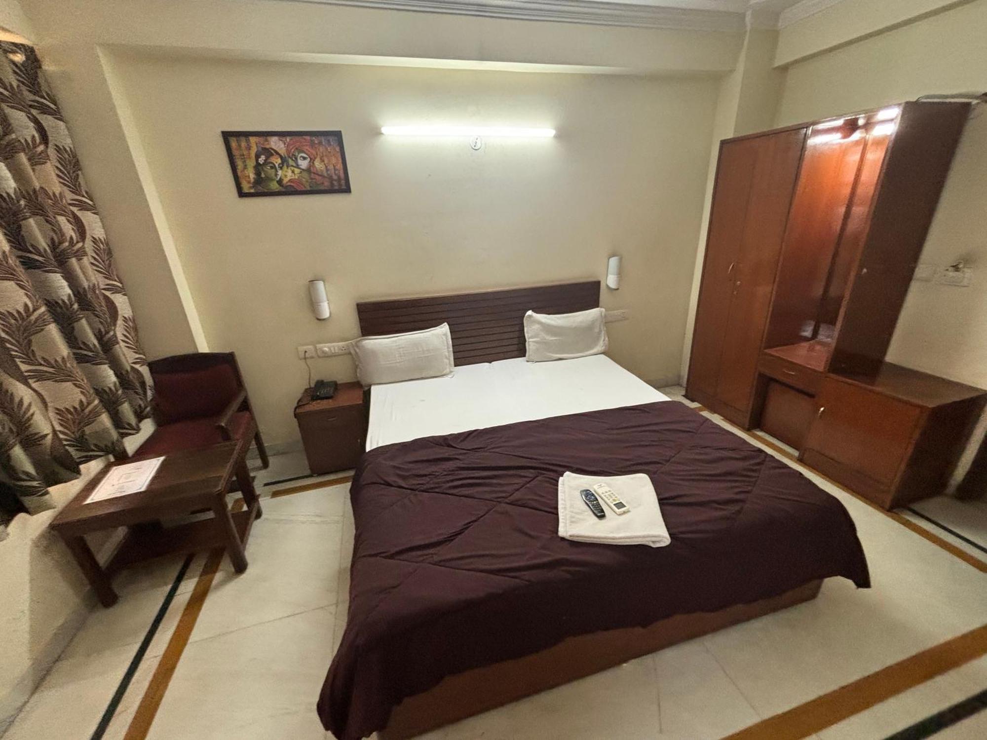 Hotel Siddhi Vinayak Station Road Джайпур Екстериор снимка