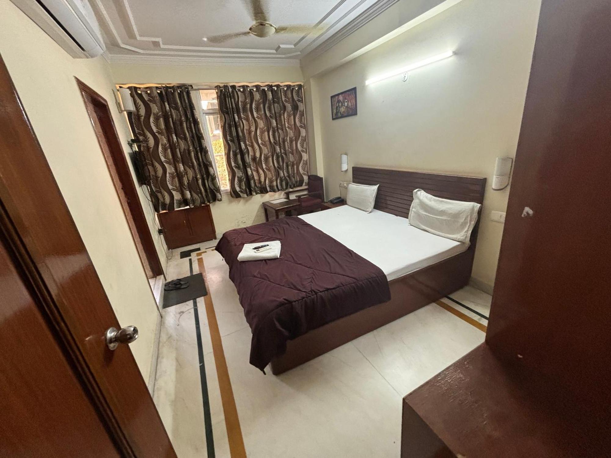 Hotel Siddhi Vinayak Station Road Джайпур Екстериор снимка