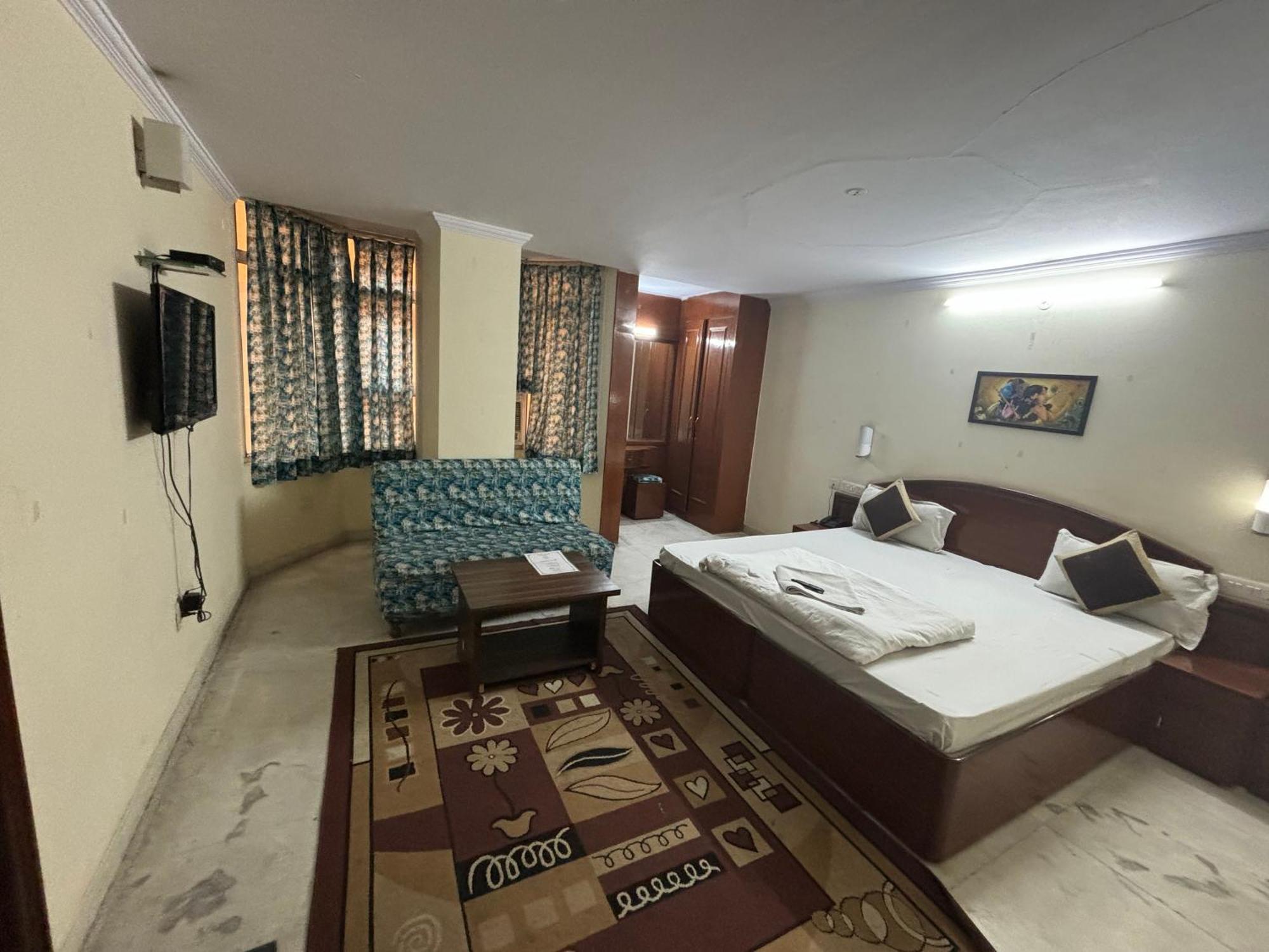 Hotel Siddhi Vinayak Station Road Джайпур Екстериор снимка